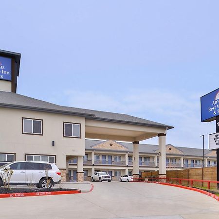 Americas Inn & Suites Iah North Humble Exterior photo