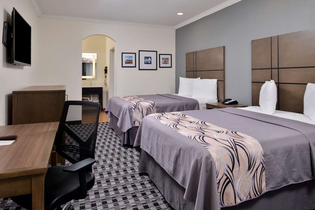 Americas Inn & Suites Iah North Humble Room photo