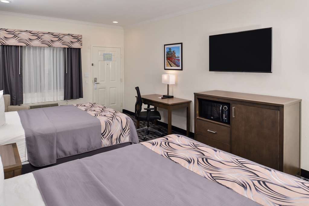 Americas Inn & Suites Iah North Humble Room photo