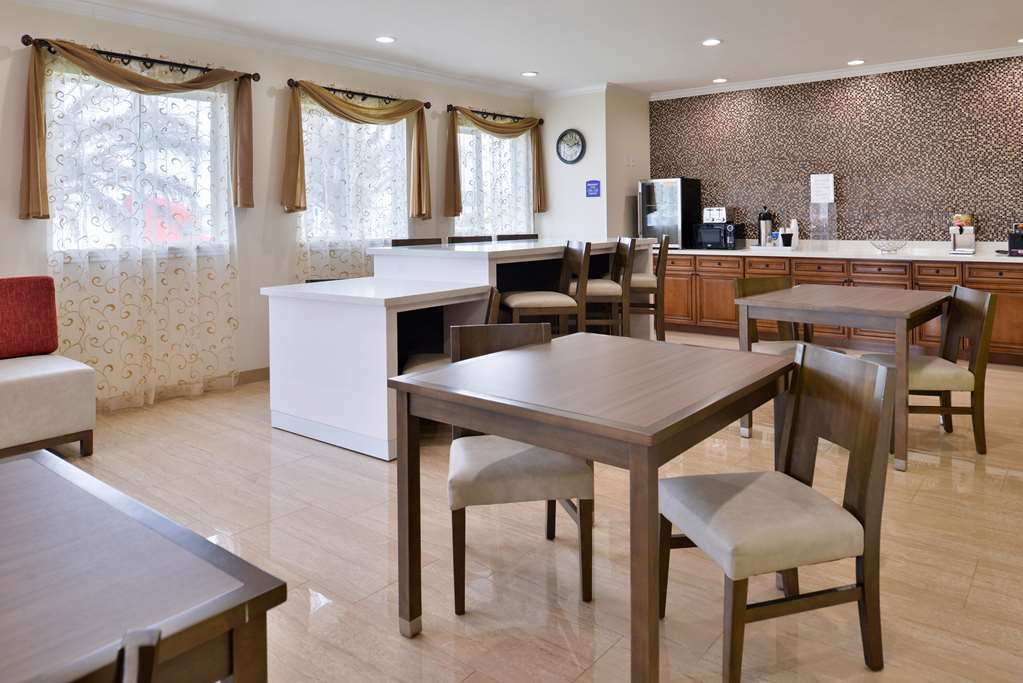Americas Inn & Suites Iah North Humble Restaurant photo
